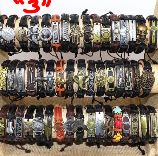 Bracciale in pelle e lega di zinco. Set 10 pezzi, misura regolabile.