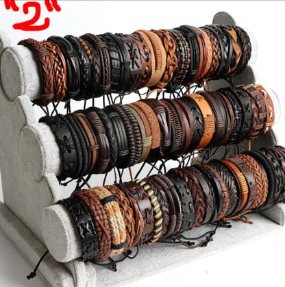 Bracciale in pelle e lega di zinco. Set 10 pezzi, misura regolabile.