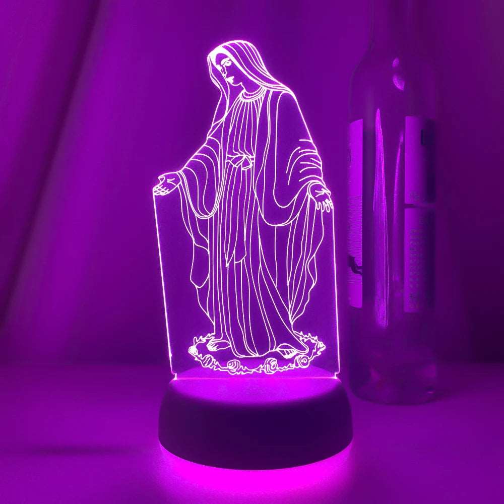 Luce notturna a forma di  vergine Maria varie fantasie  3D, 16 colori cambiabili a piacimento.