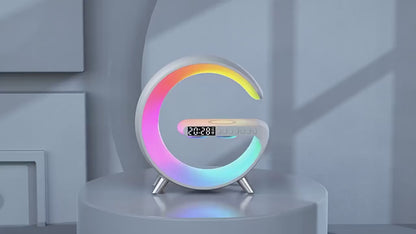 Luce RGB con supporto per caricabatterie wireless, multifunzione con altoparlante sveglia.